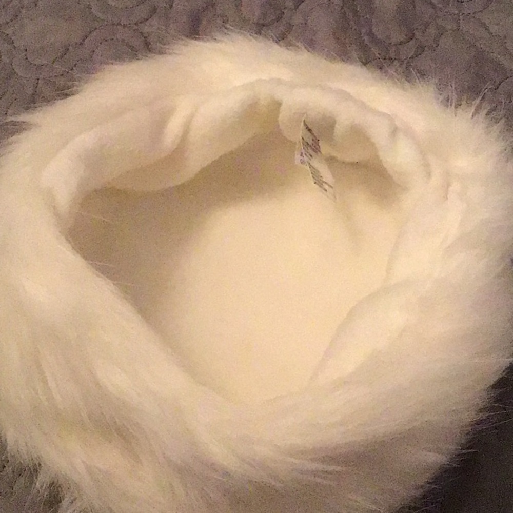 👒 Hat - Picture 2 of 3